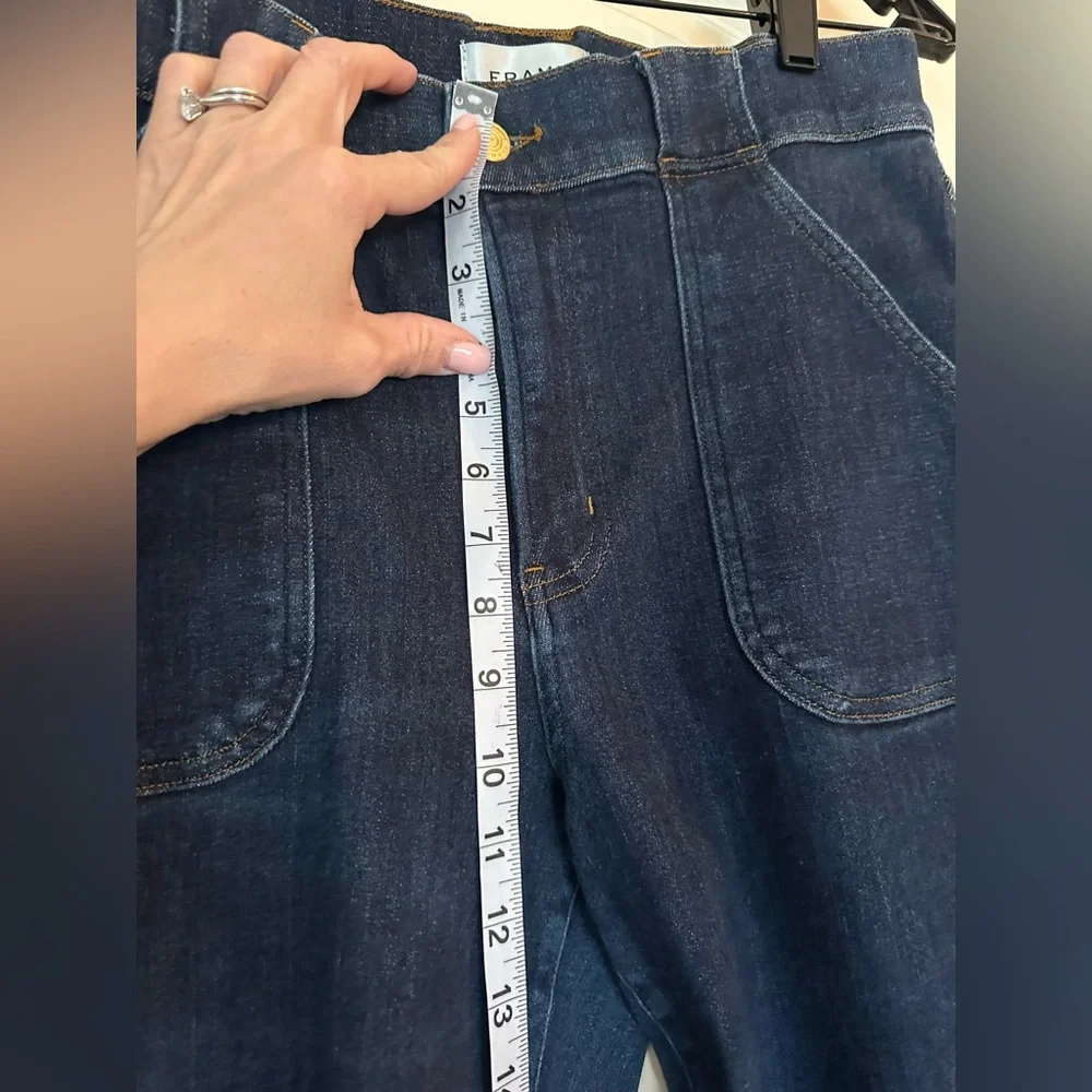 FRAME Denim High Rise Modern Pocket Jean in Rinse, Size 30. - Picture 8 of 15